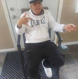 Meet your Posher, Travis